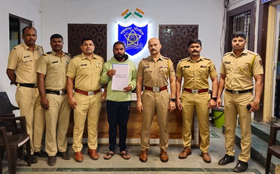 वाघोलीतील बेकायदेशीर गावठी दारु विकणाऱ्याची ०१ वर्षासाठी कारागृहात रवानगी