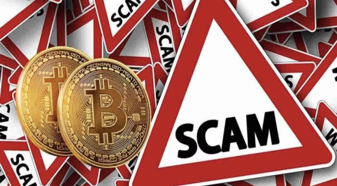 गुंतवणुकीतून चांगल्या परताव्याचे आमिष ४६ वर्षीय व्यक्तीला तब्बल एक कोटी २७ लाख रुपयांमध्ये फसवण्यात आले