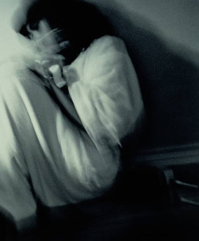 पुण्यातील विश्रांतवाडी परिसरात अल्पवयीन मुलीवर अत्याचार झाल्याची धक्कादायक घटना